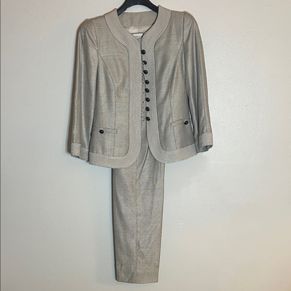 Armani Collezioni Elegant Black-White Suit- Blazer and Pants Set- W Sz8